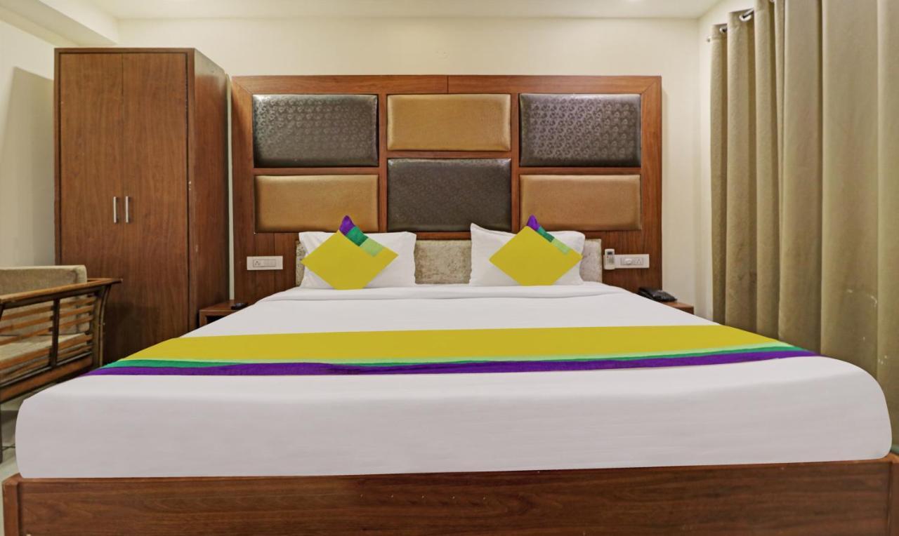 Itsy By Treebo - Grand Signia Zikarpur 3* Panchkula
